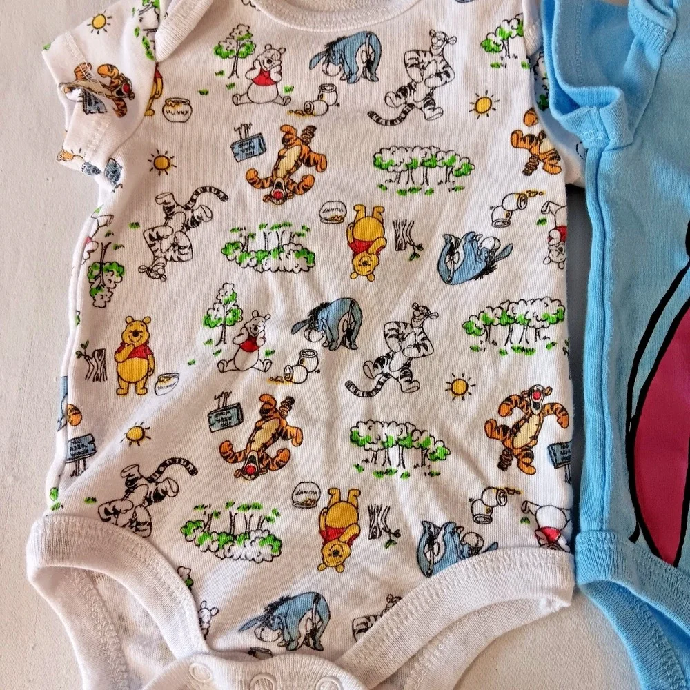 Disney Baby Winnie The Pooh Eeyore Bodysuits 4‎ Pack Lot NB Newborn Yellow Blue